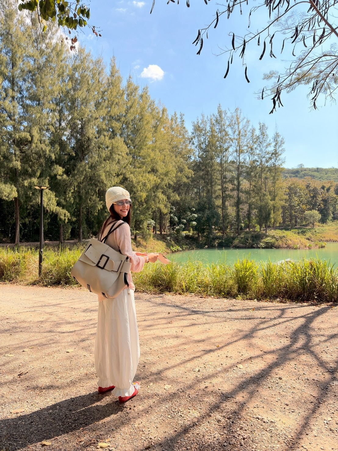 ใบปอ - ธิติยา จิระพรศิลป์