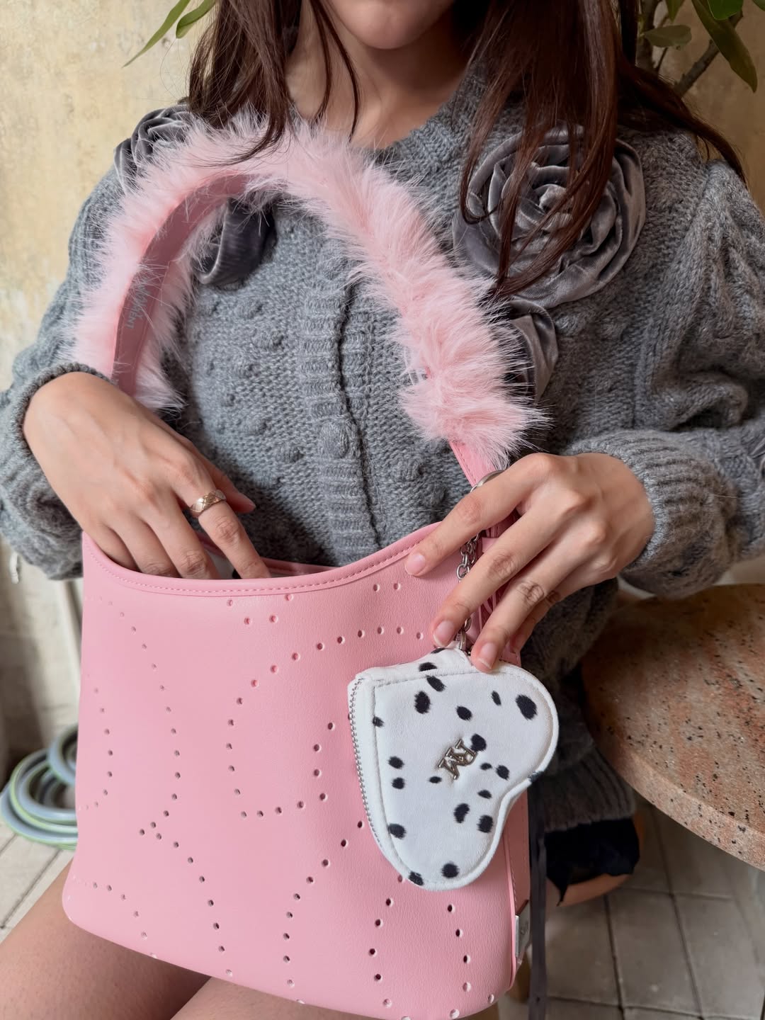 ใบปอ - ธิติยา จิระพรศิลป์