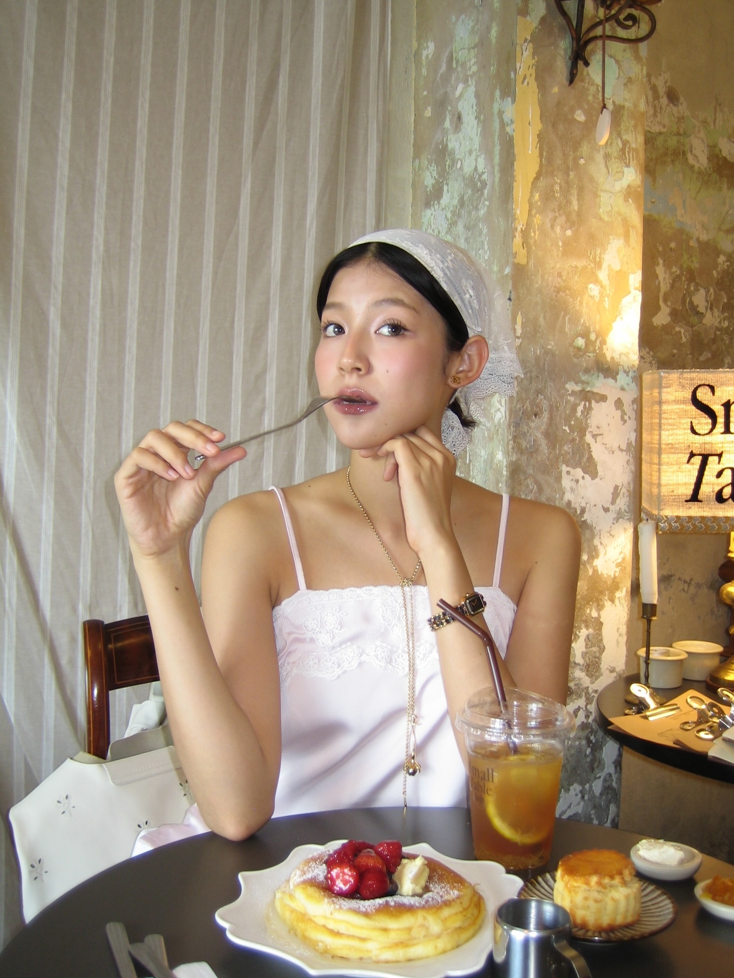 ใบปอ - ธิติยา จิระพรศิลป์