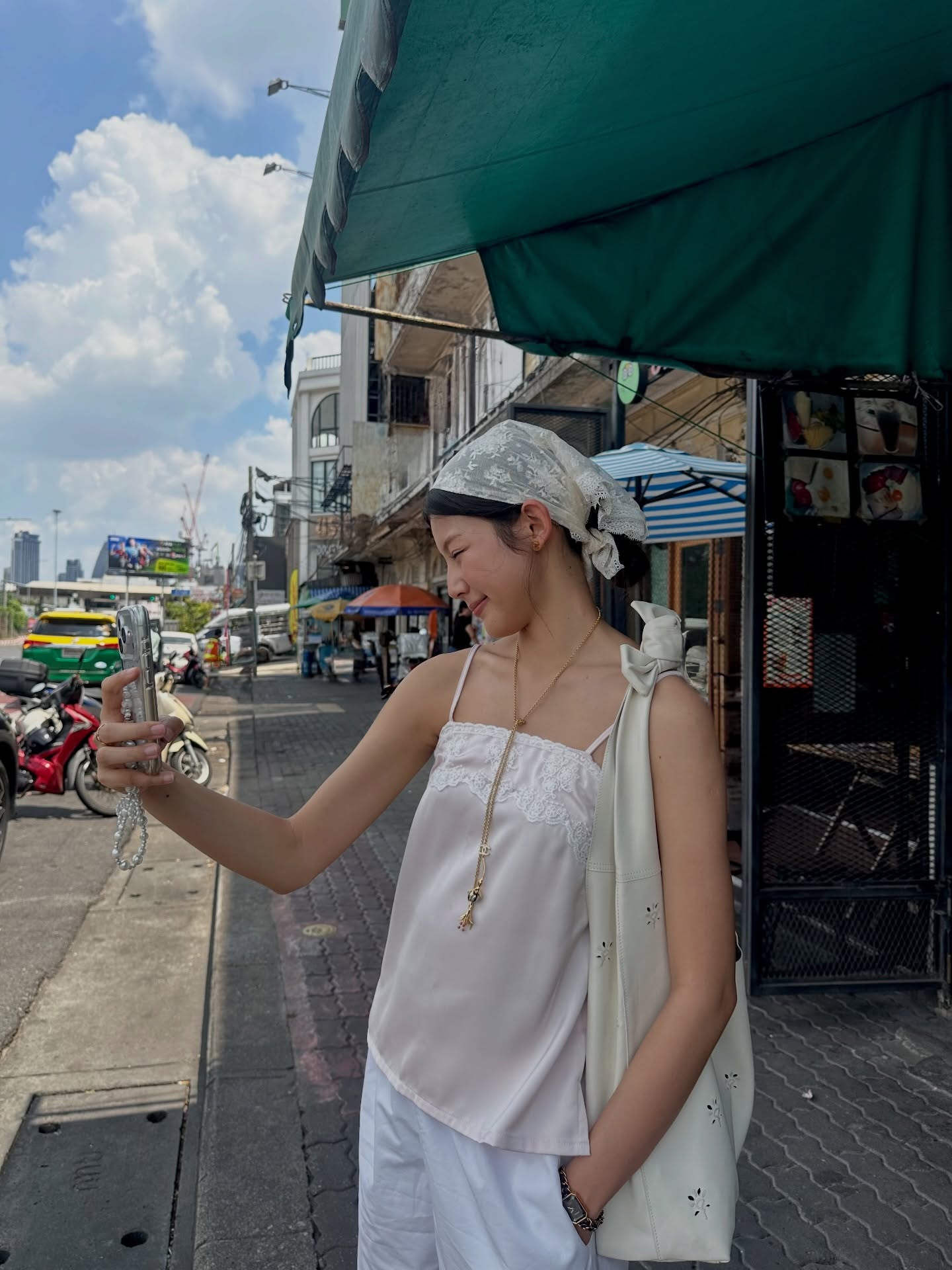 ใบปอ - ธิติยา จิระพรศิลป์