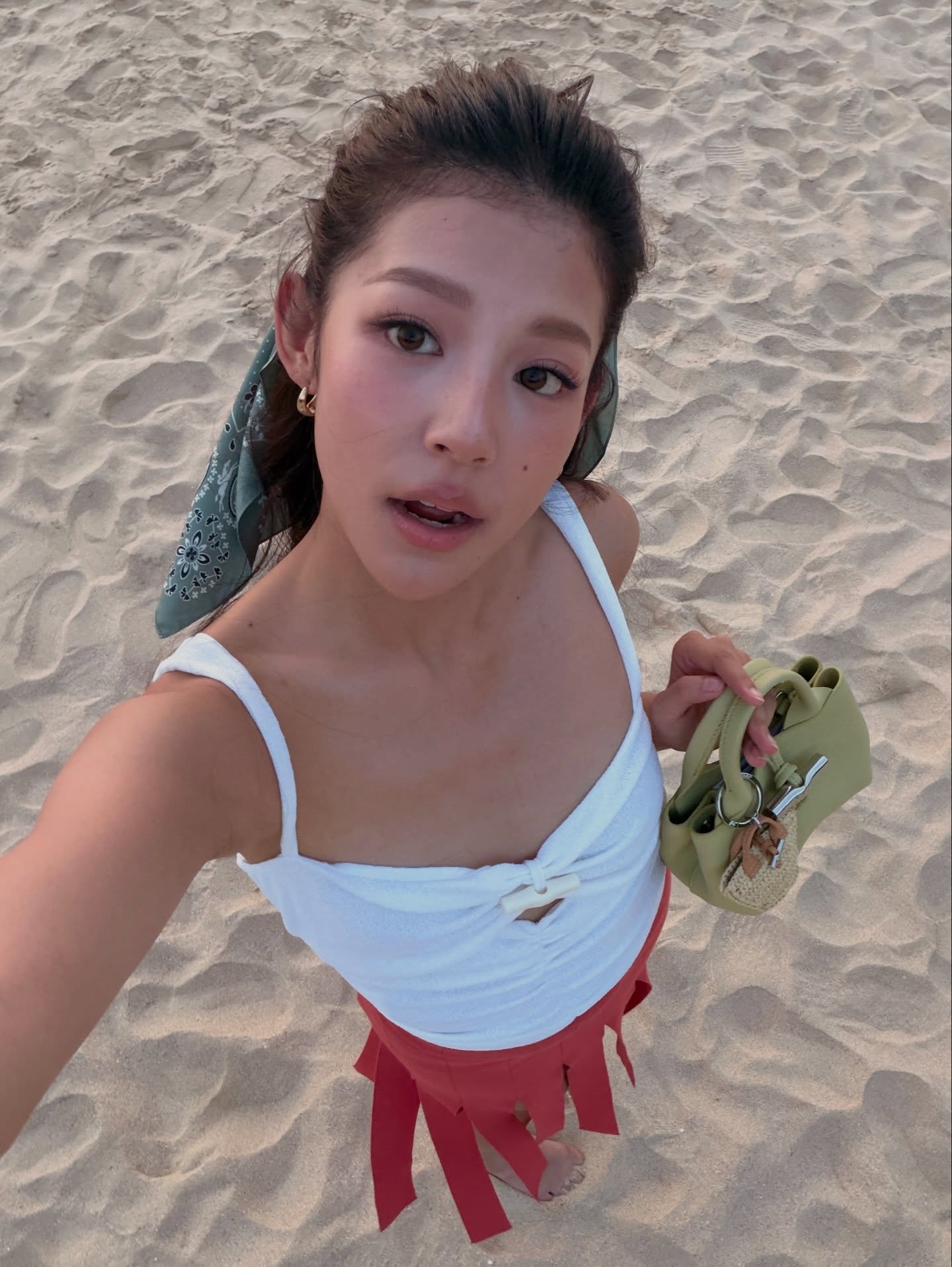 ใบปอ - ธิติยา จิระพรศิลป์