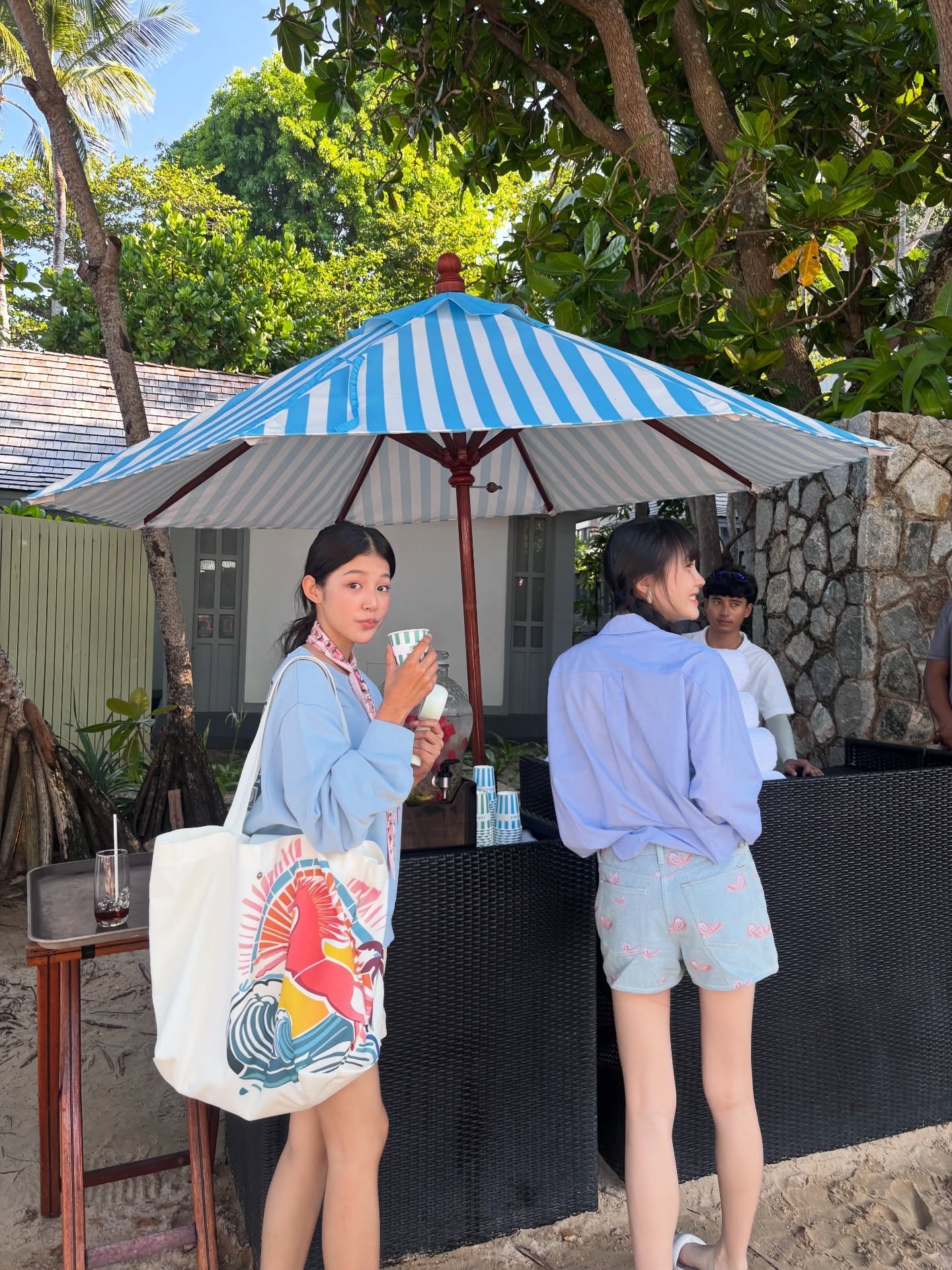 ใบปอ - ธิติยา จิระพรศิลป์