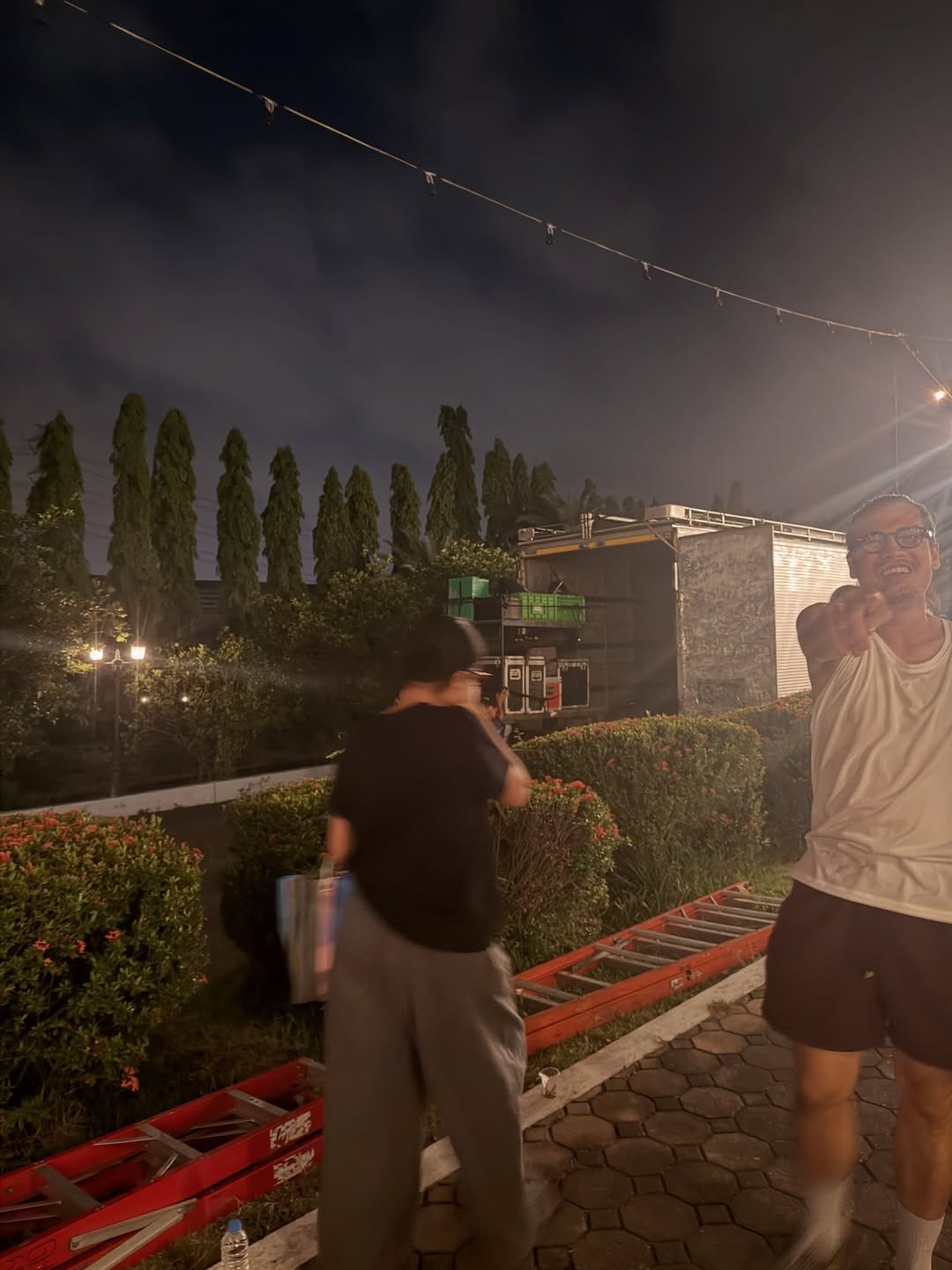 ใบปอ - ธิติยา จิระพรศิลป์