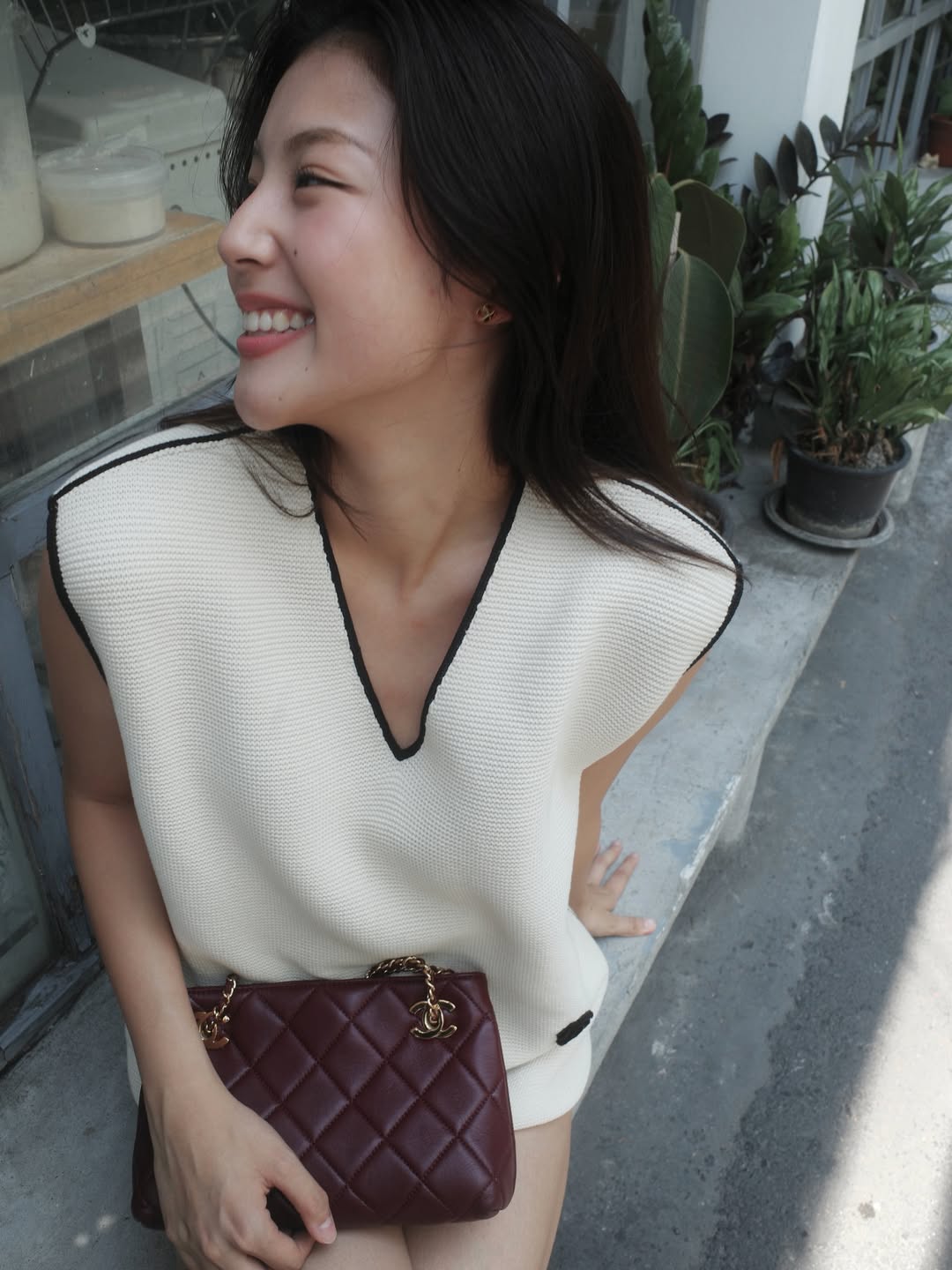 ใบปอ - ธิติยา จิระพรศิลป์