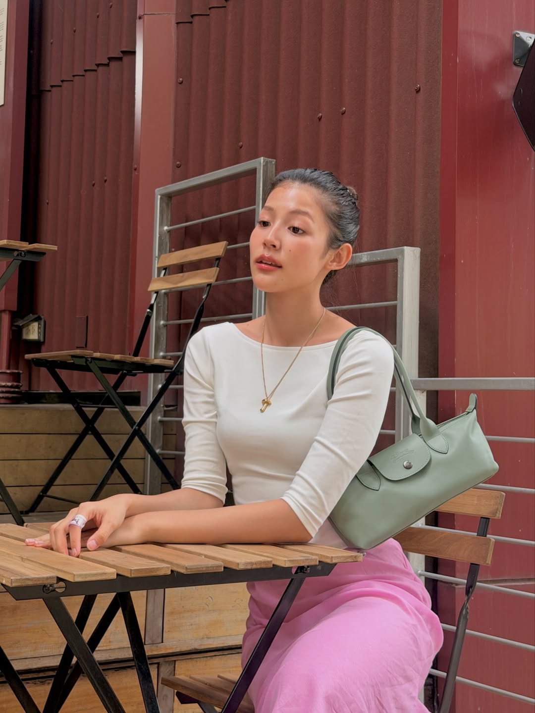 ใบปอ - ธิติยา จิระพรศิลป์
