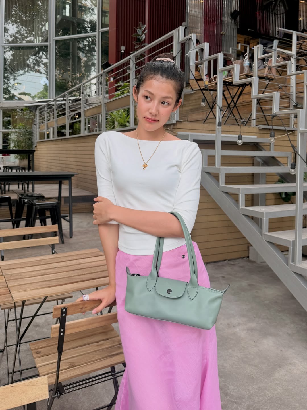 ใบปอ - ธิติยา จิระพรศิลป์