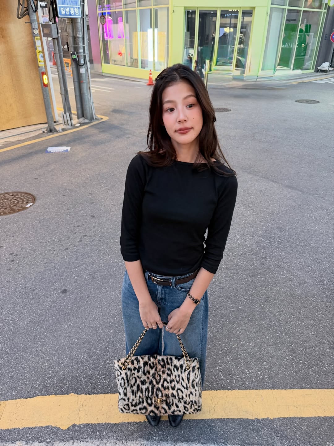 ใบปอ - ธิติยา จิระพรศิลป์