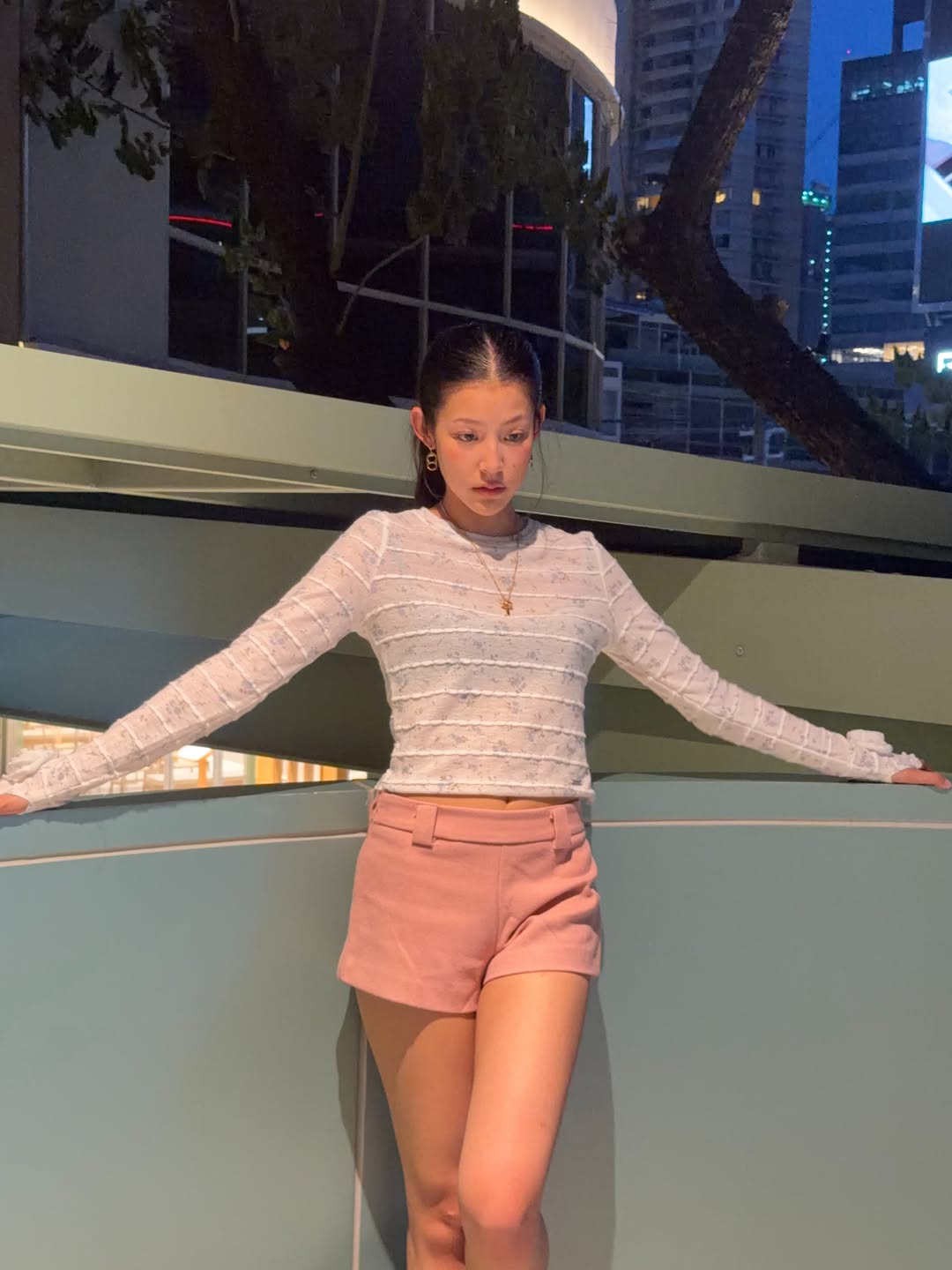 ใบปอ - ธิติยา จิระพรศิลป์