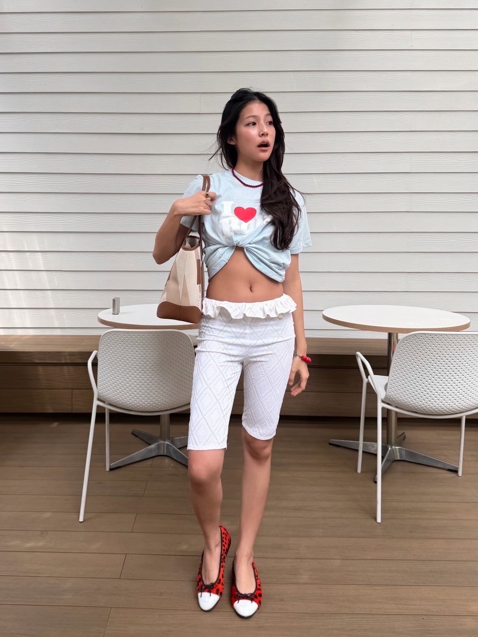 ใบปอ - ธิติยา จิระพรศิลป์