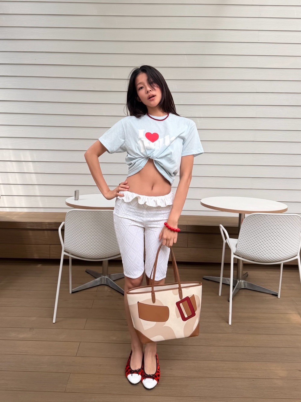 ใบปอ - ธิติยา จิระพรศิลป์