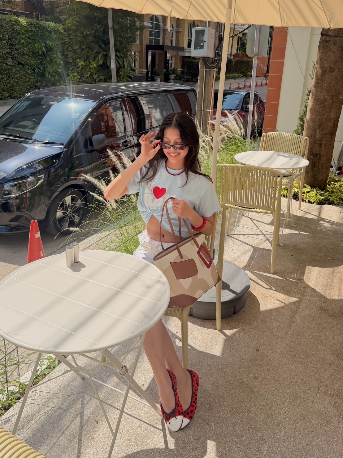 ใบปอ - ธิติยา จิระพรศิลป์