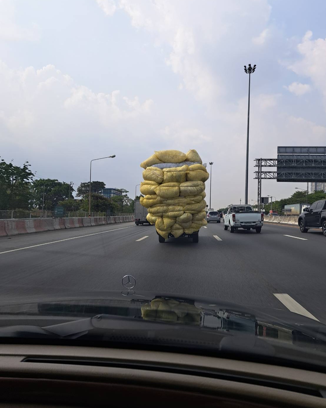 อ๋อม - สกาวใจ พูนสวัสดิ์
