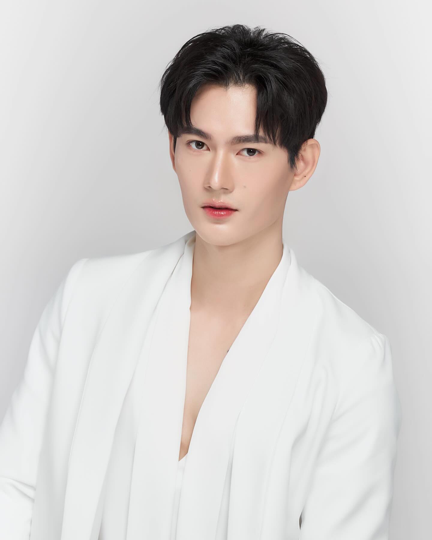พาเวล - นเรศ พร้อมเผ่าพันธ์