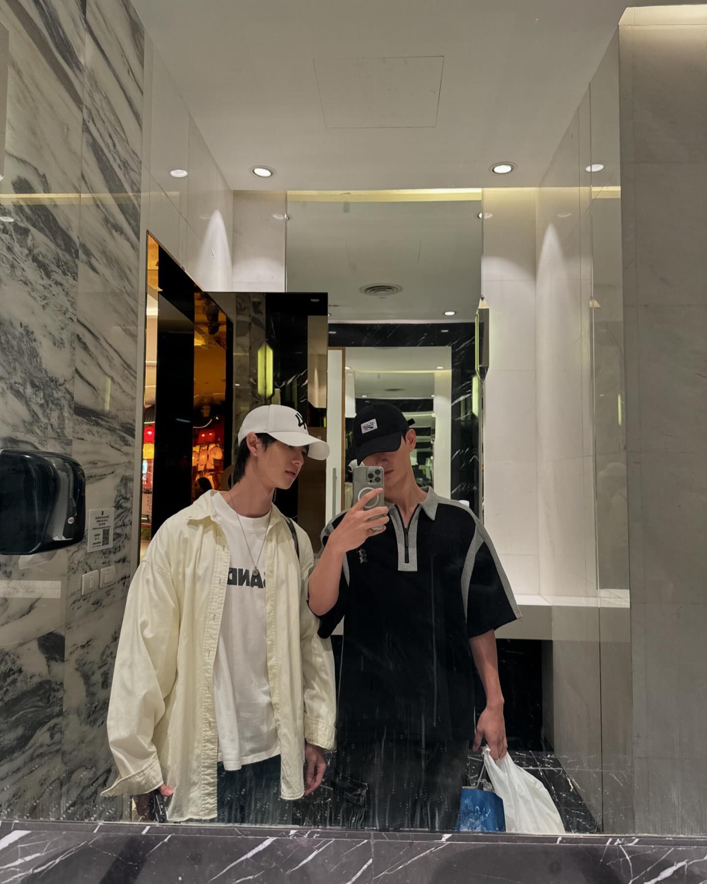 พาเวล - นเรศ พร้อมเผ่าพันธ์