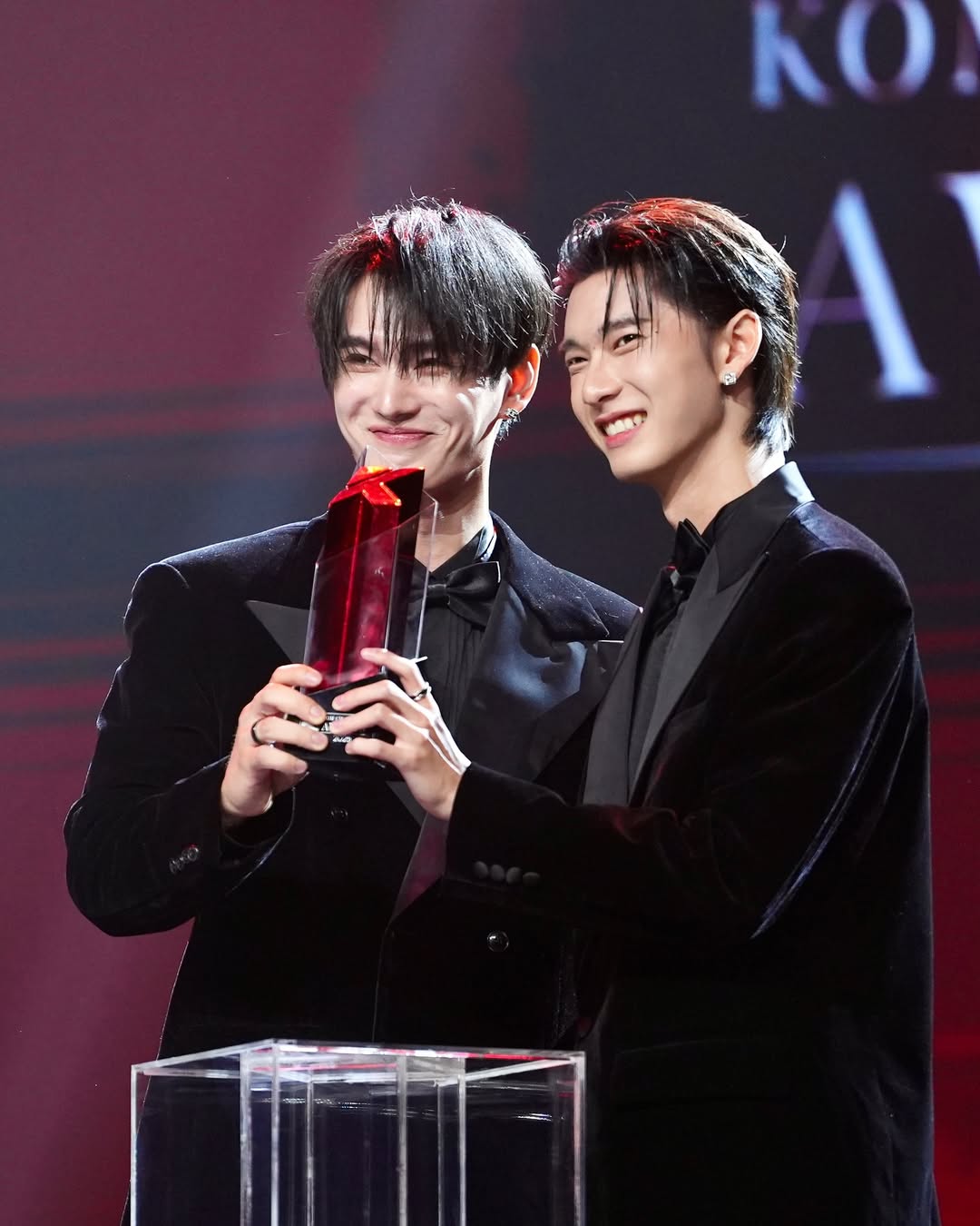 พาเวล - นเรศ พร้อมเผ่าพันธ์