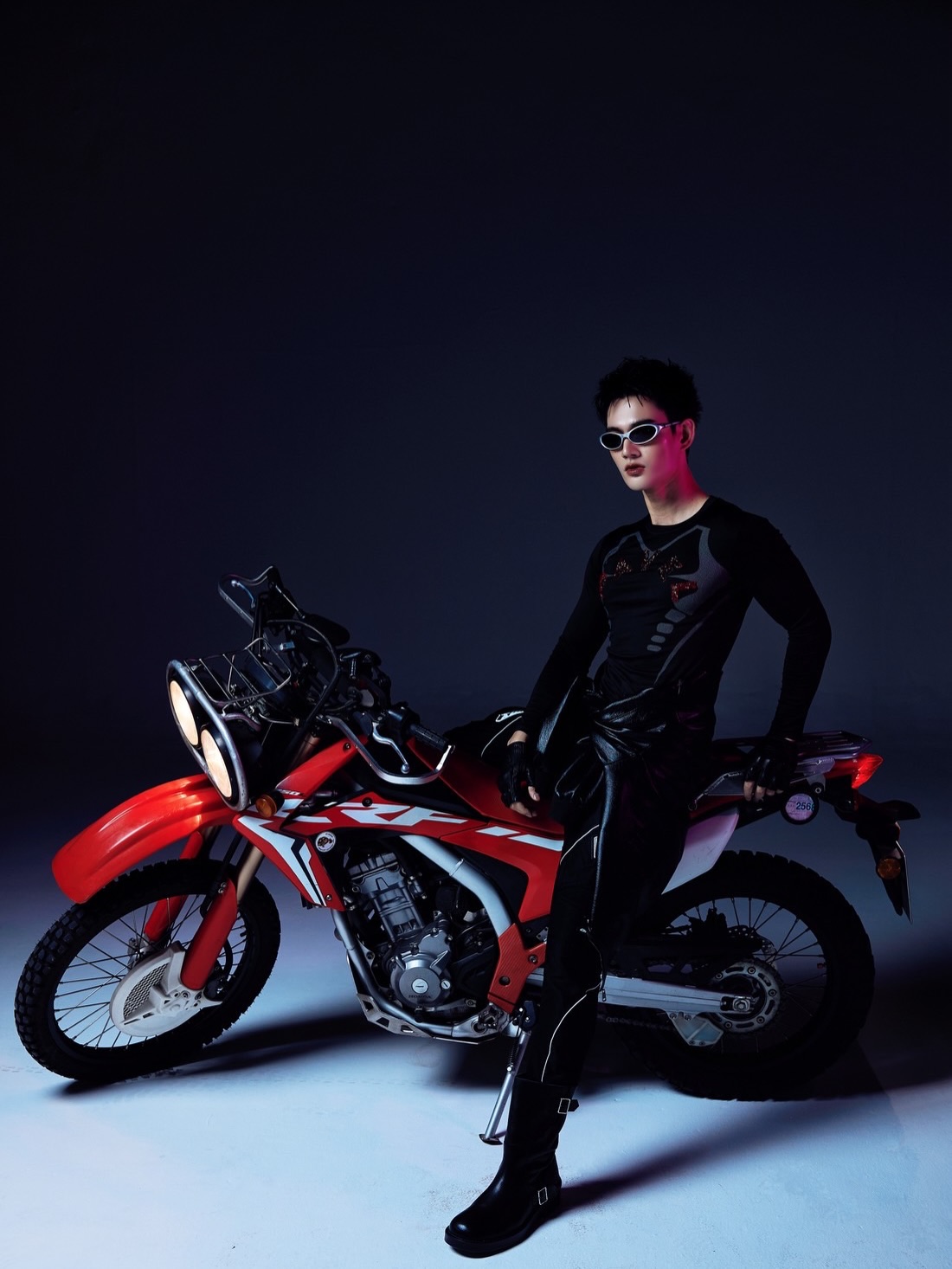 พาเวล - นเรศ พร้อมเผ่าพันธ์