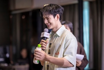 พาเวล - นเรศ พร้อมเผ่าพันธ์