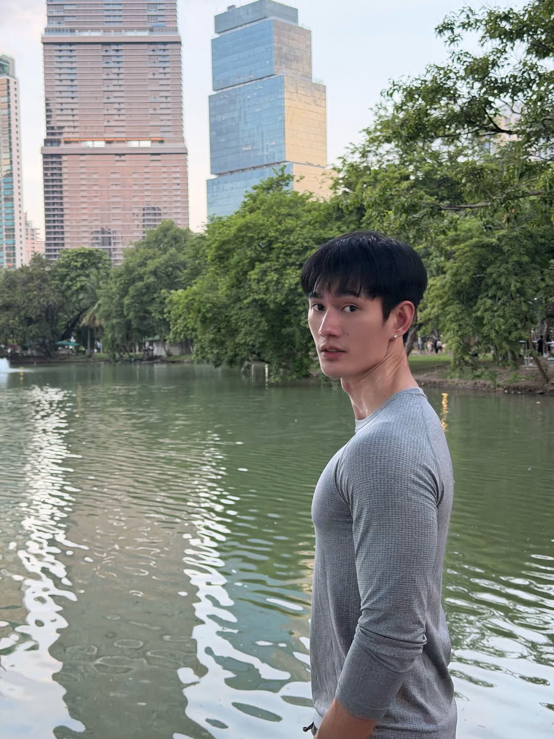 พาเวล - นเรศ พร้อมเผ่าพันธ์