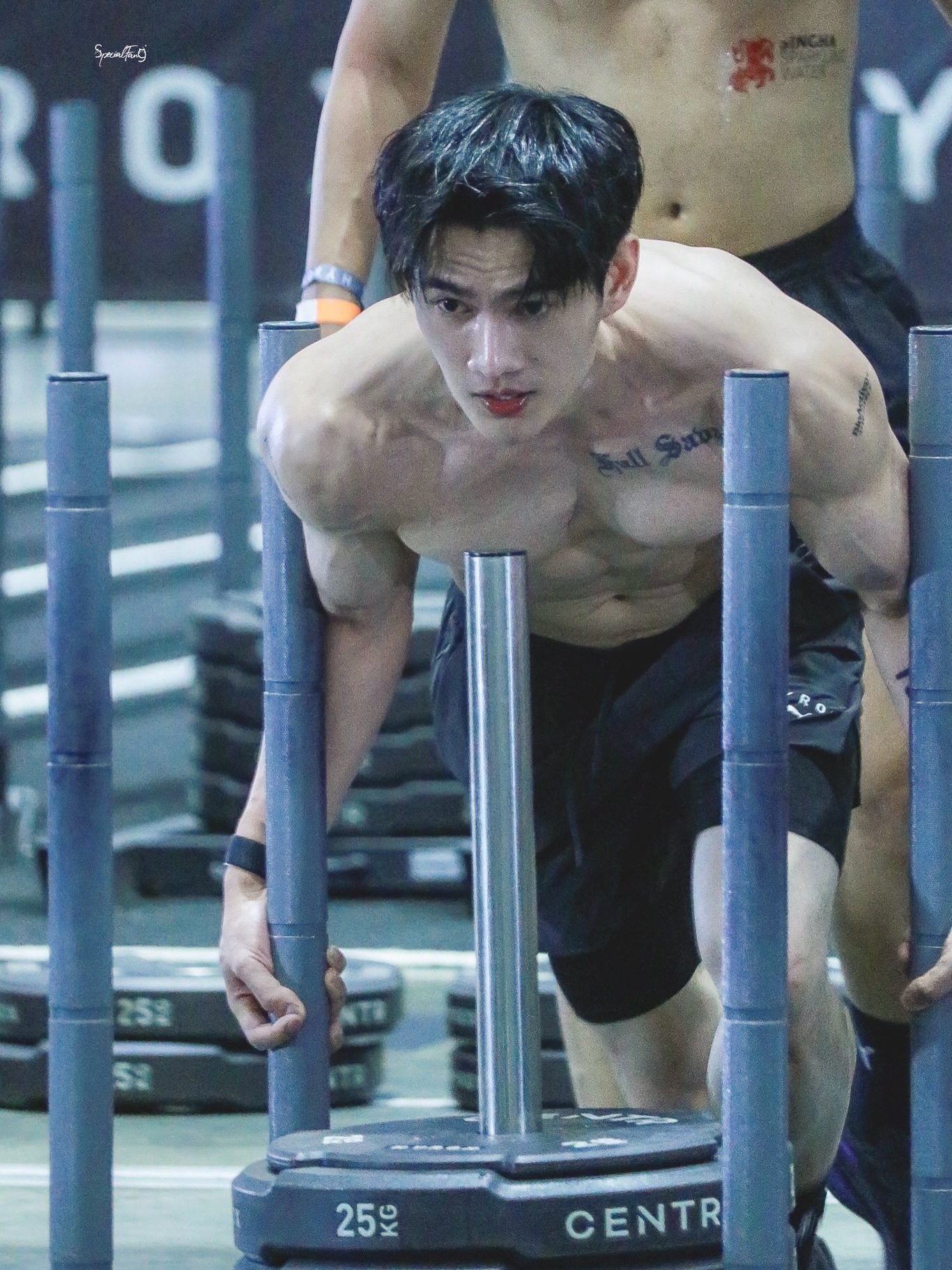 พาเวล - นเรศ พร้อมเผ่าพันธ์