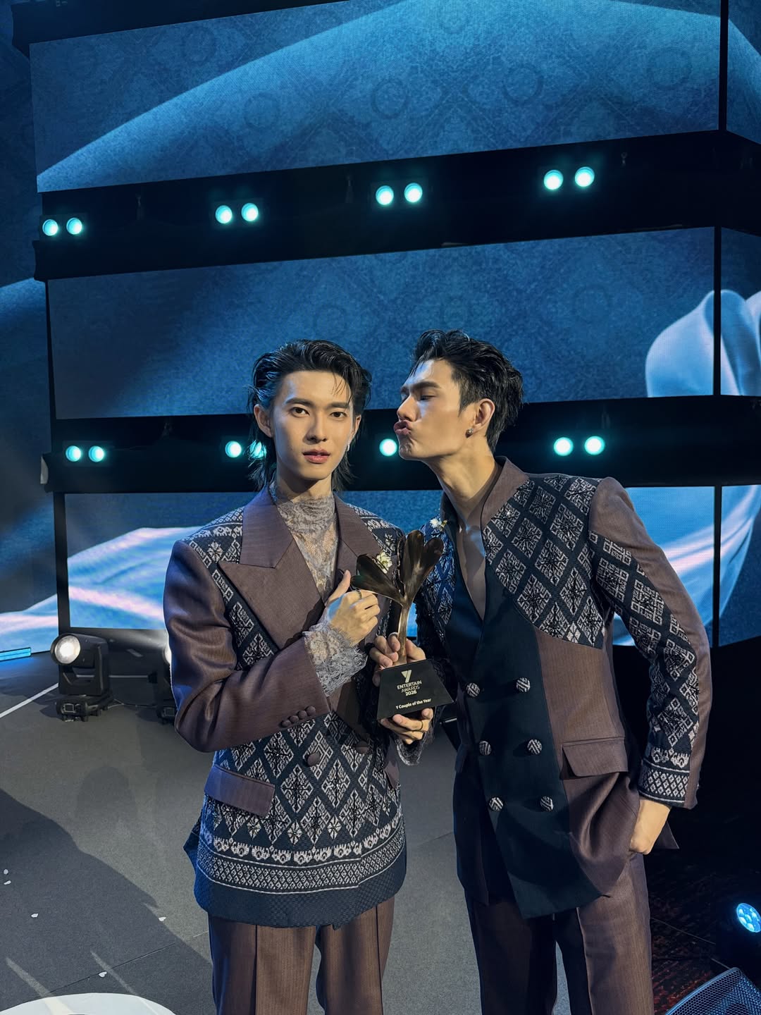พาเวล - นเรศ พร้อมเผ่าพันธ์