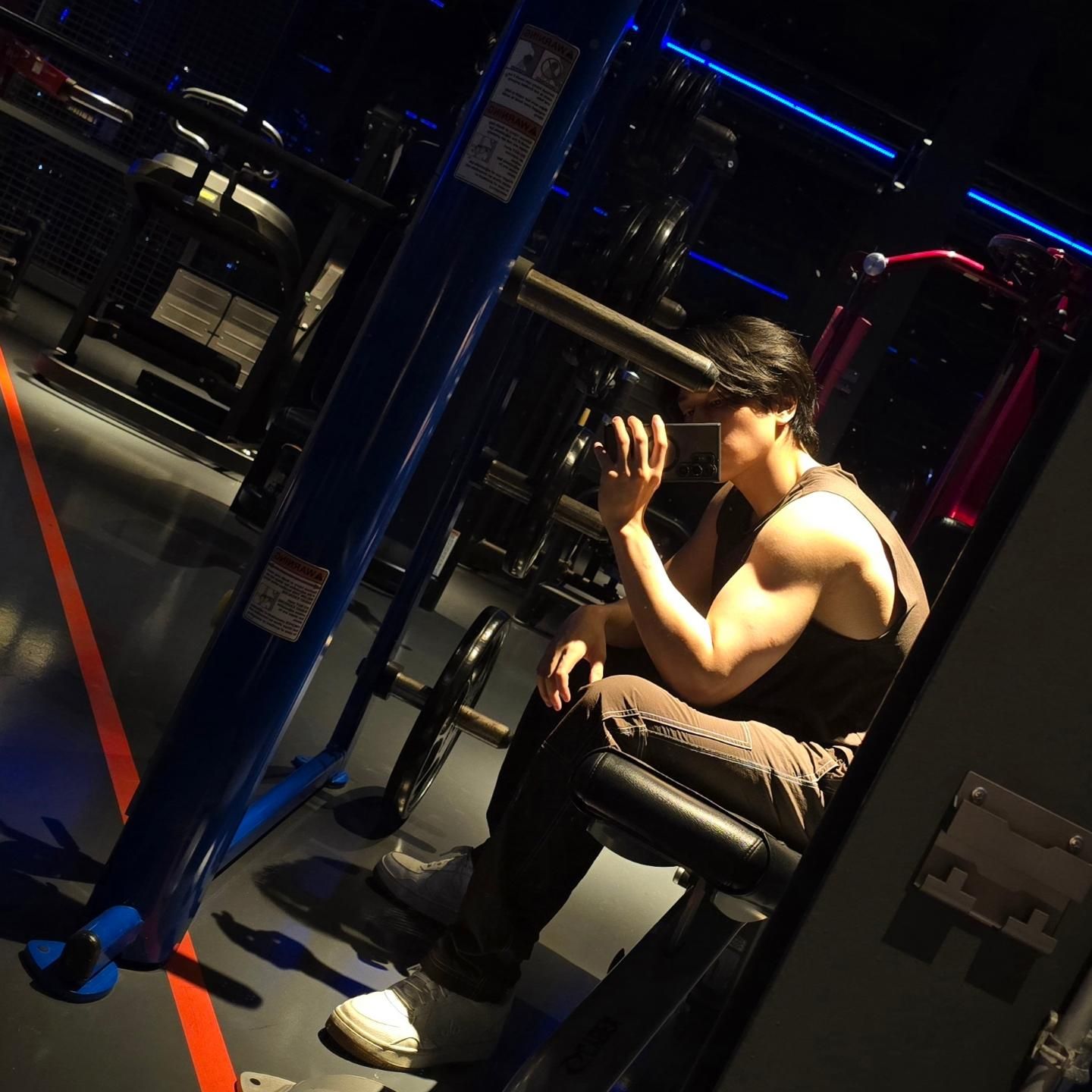 ไบเบิ้ล - วิชญ์ภาส สุเมตติกุล