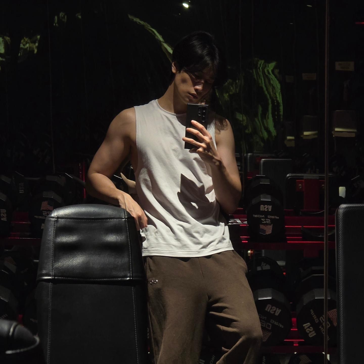 ไบเบิ้ล - วิชญ์ภาส สุเมตติกุล