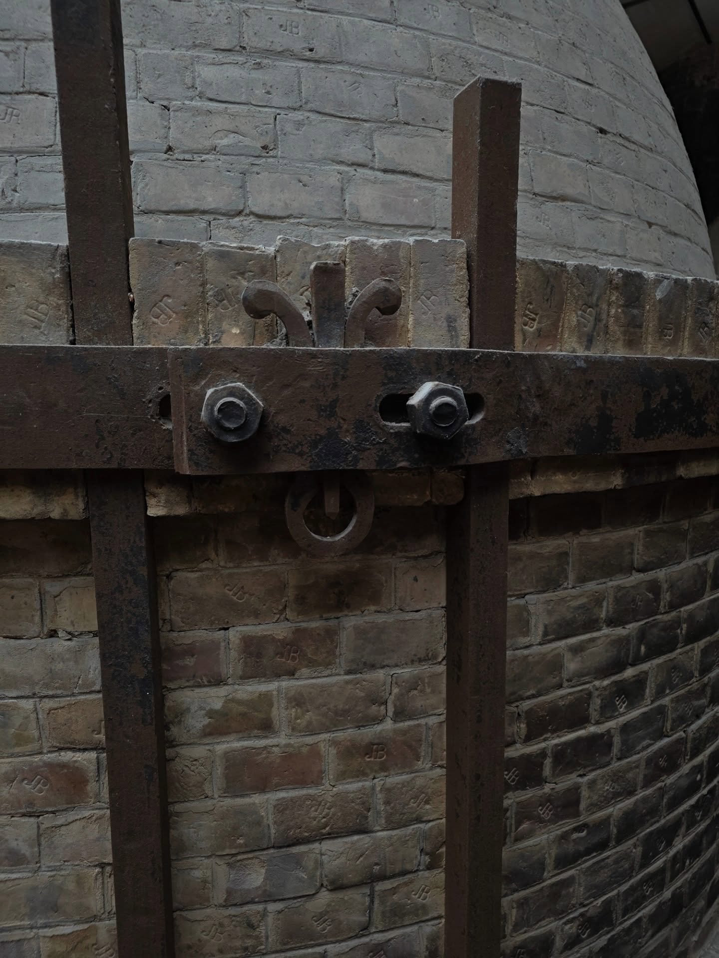 ไบเบิ้ล - วิชญ์ภาส สุเมตติกุล