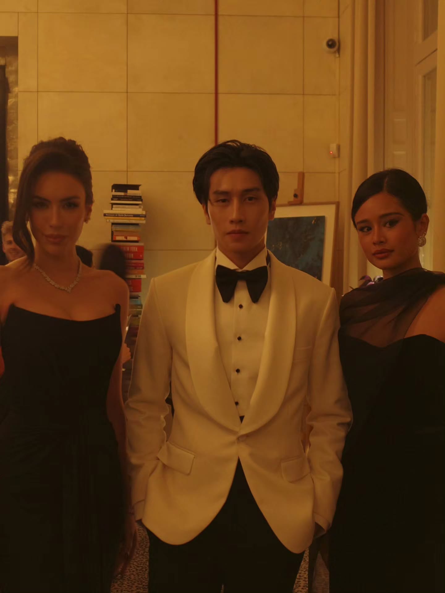 ไบเบิ้ล - วิชญ์ภาส สุเมตติกุล