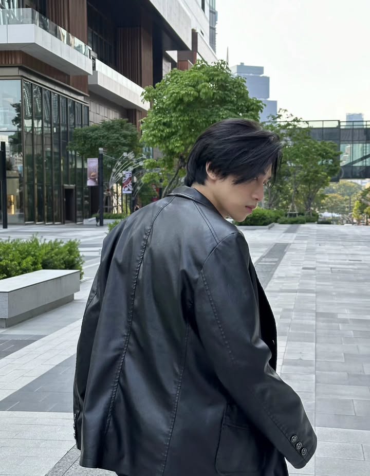 ไบเบิ้ล - วิชญ์ภาส สุเมตติกุล