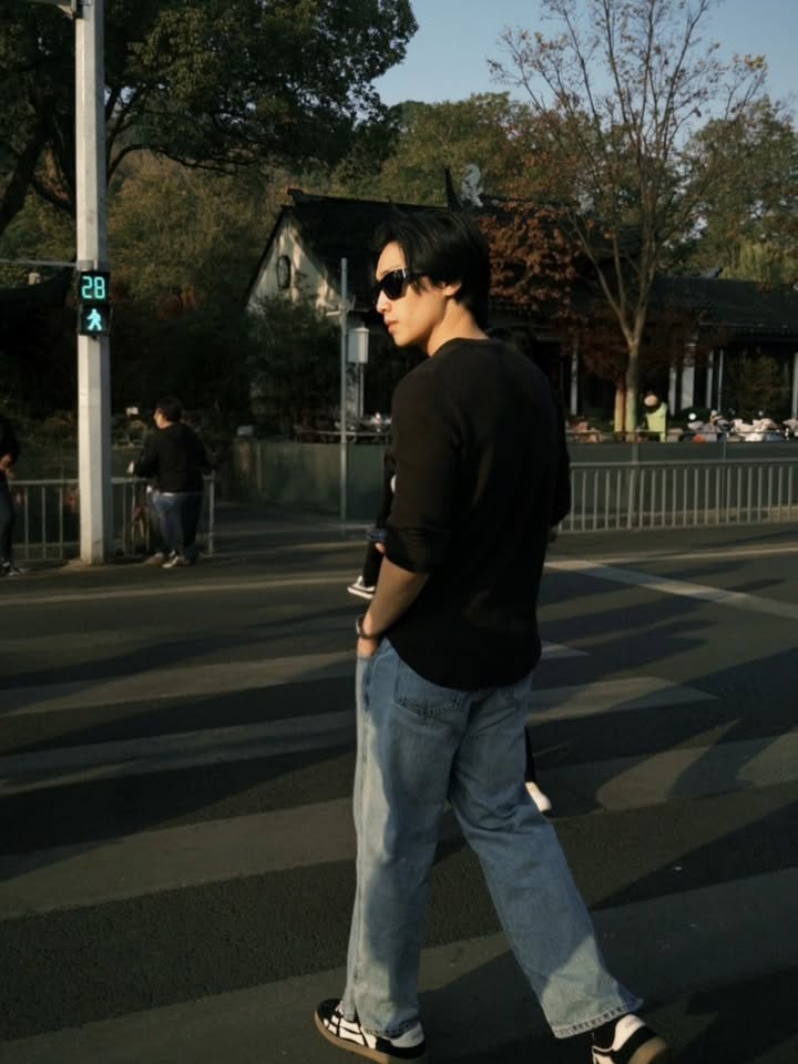 ไบเบิ้ล - วิชญ์ภาส สุเมตติกุล