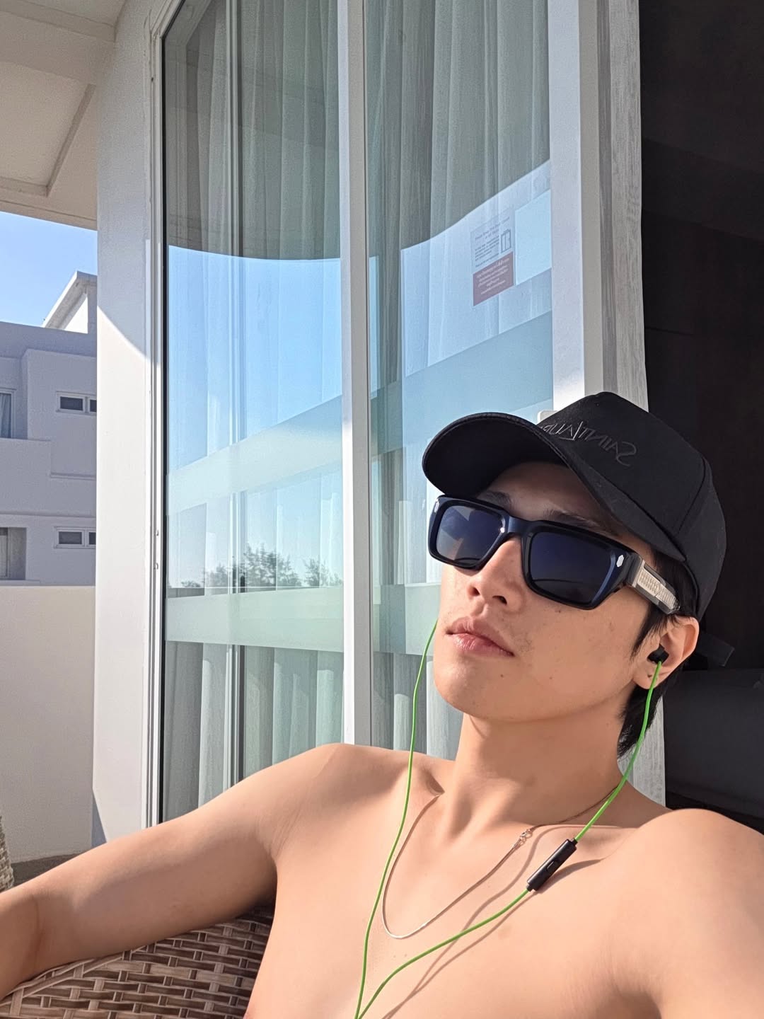 ไบเบิ้ล - วิชญ์ภาส สุเมตติกุล