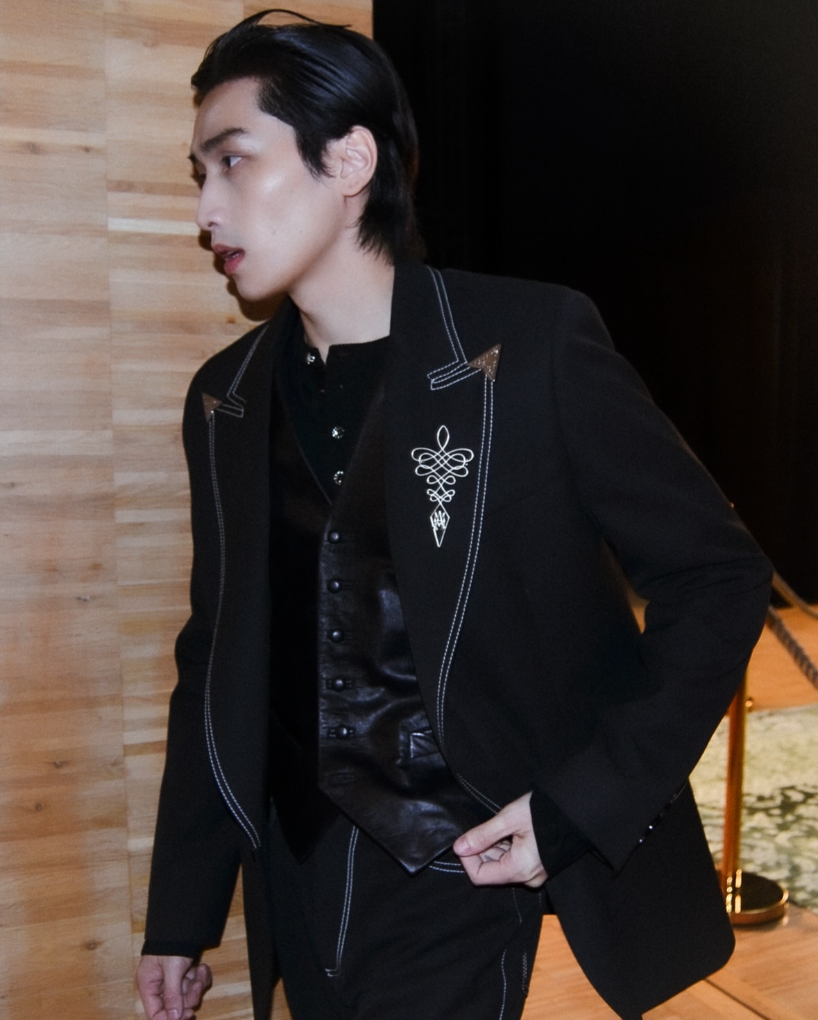 ไบเบิ้ล - วิชญ์ภาส สุเมตติกุล