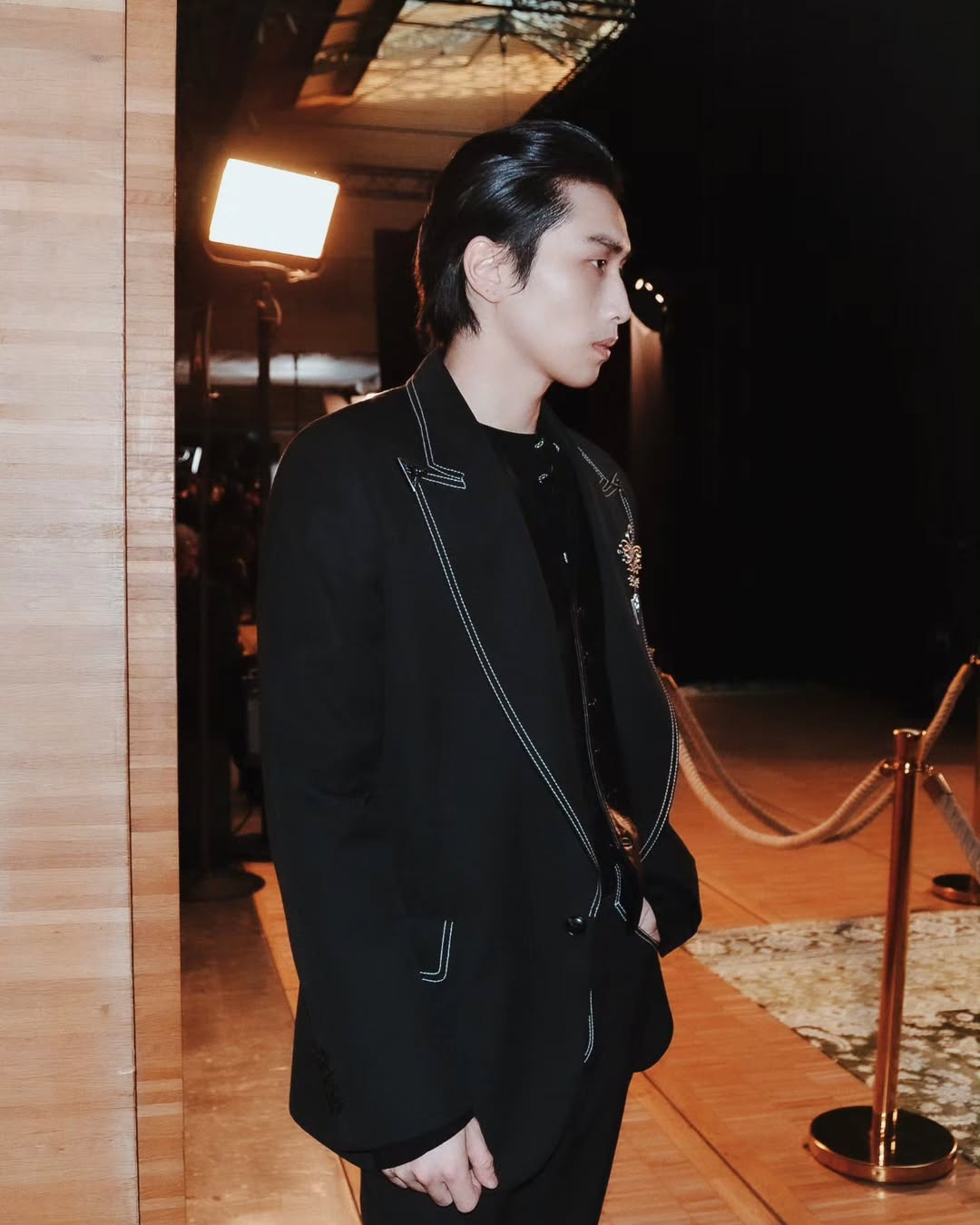 ไบเบิ้ล - วิชญ์ภาส สุเมตติกุล