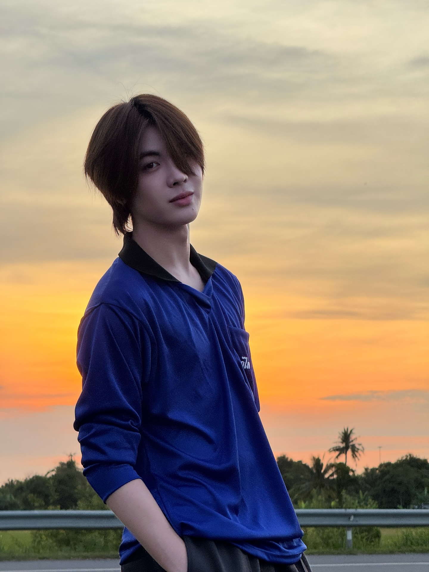 เฟิร์สวัน - วรรณกร เรืองรัตน์