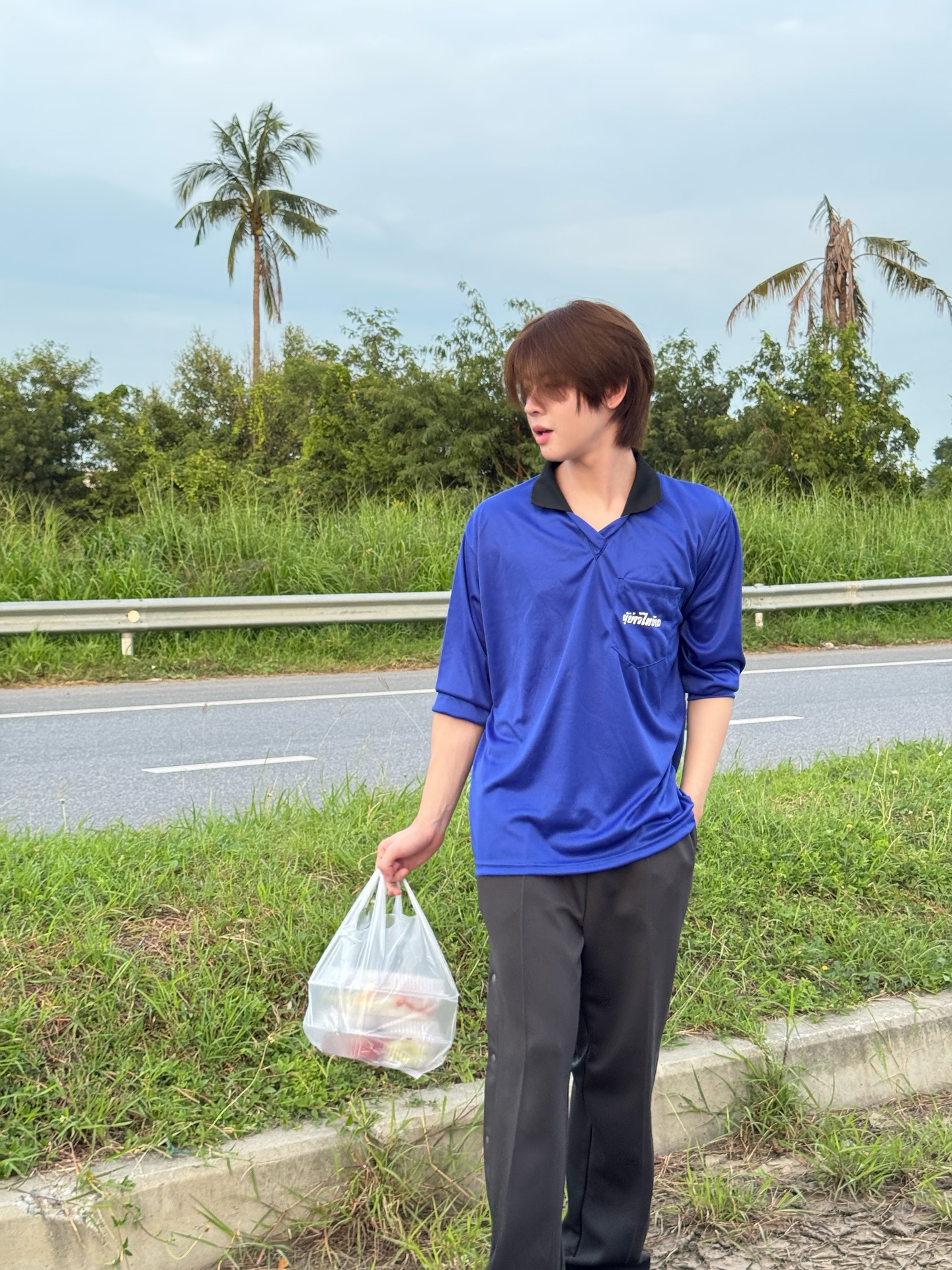 เฟิร์สวัน - วรรณกร เรืองรัตน์