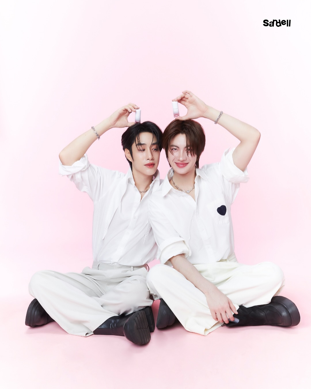 เฟิร์สวัน - วรรณกร เรืองรัตน์