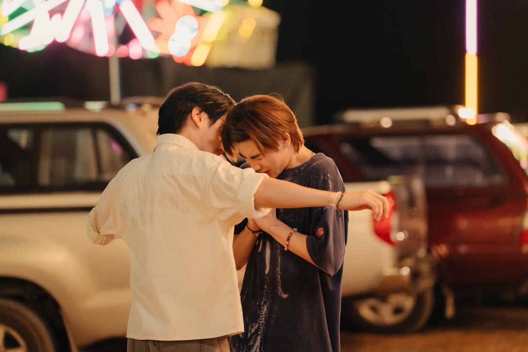 เฟิร์สวัน - วรรณกร เรืองรัตน์