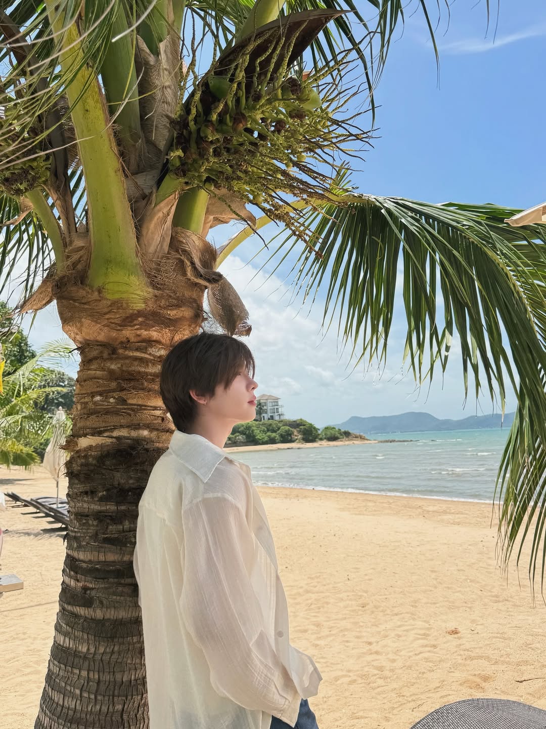 เฟิร์สวัน - วรรณกร เรืองรัตน์