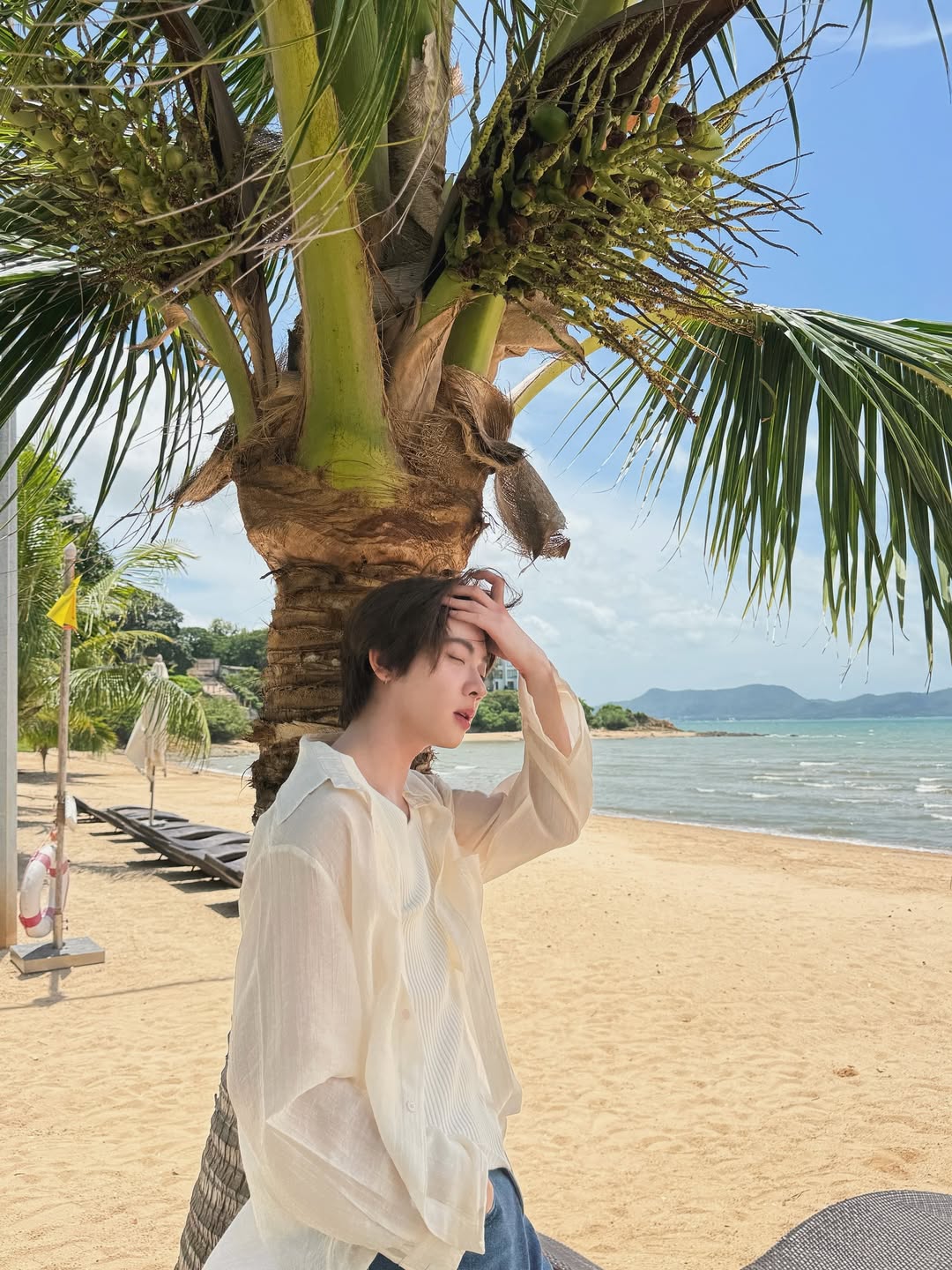 เฟิร์สวัน - วรรณกร เรืองรัตน์