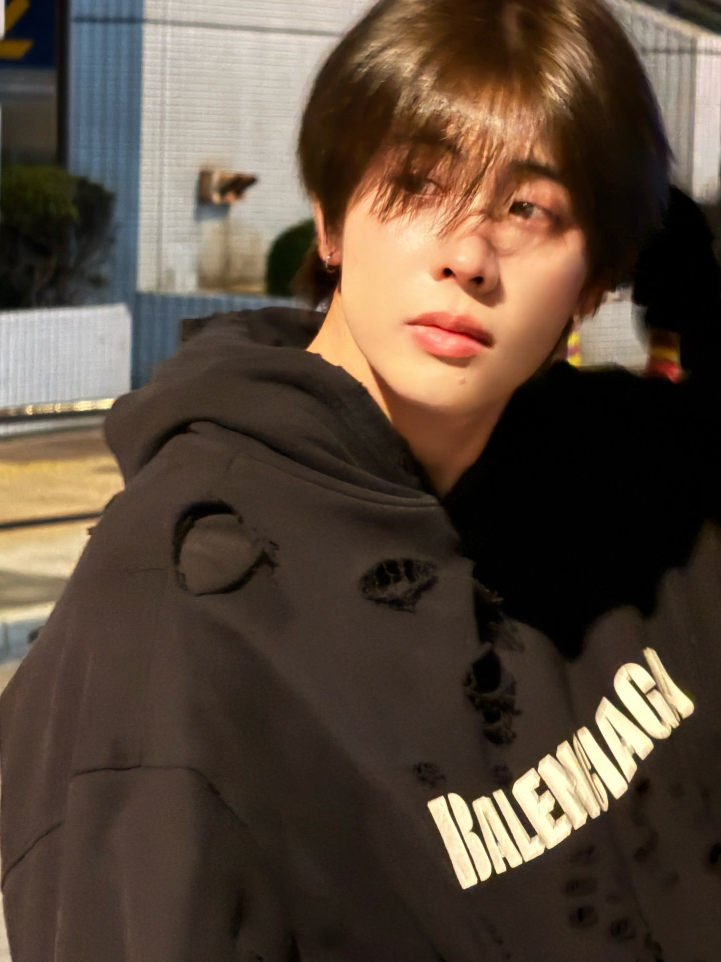 เฟิร์สวัน - วรรณกร เรืองรัตน์