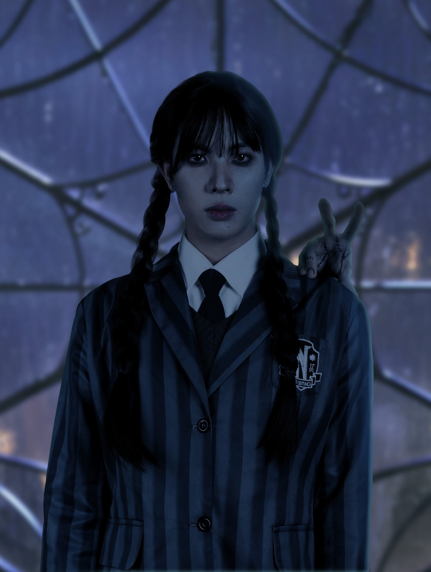 เฟิร์ส - วรรณกร เรืองรัตน์