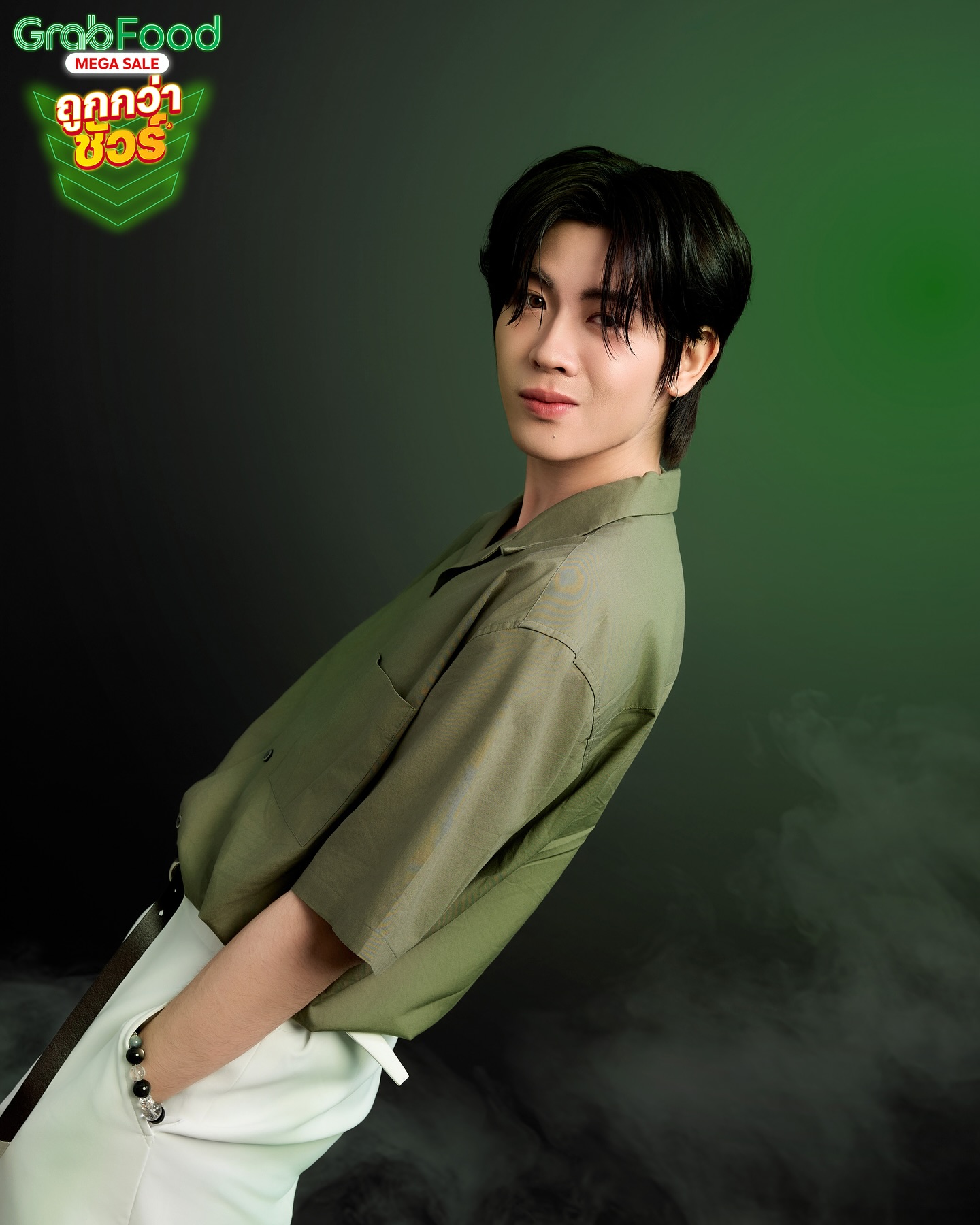 เฟิร์ส - วรรณกร เรืองรัตน์