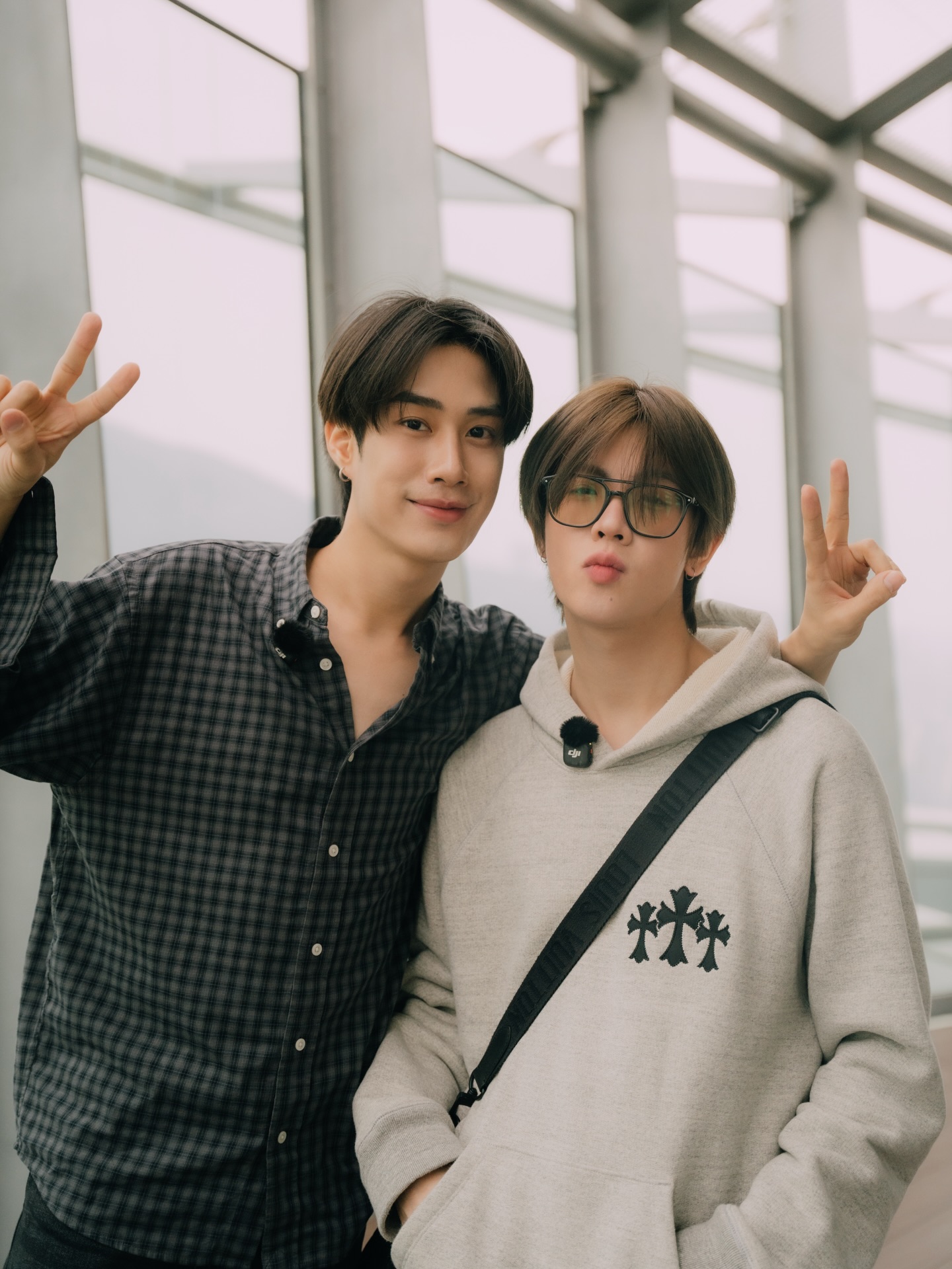 เฟิร์ส - วรรณกร เรืองรัตน์