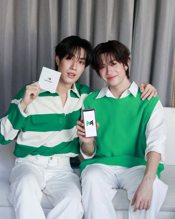 เฟิร์ส - วรรณกร เรืองรัตน์