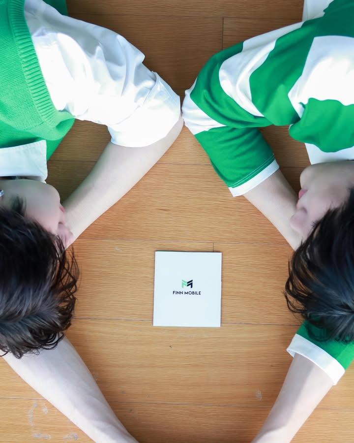 เฟิร์ส - วรรณกร เรืองรัตน์