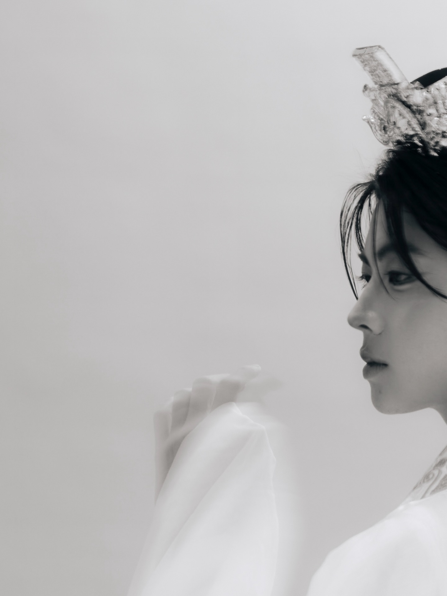 เฟิร์ส - วรรณกร เรืองรัตน์