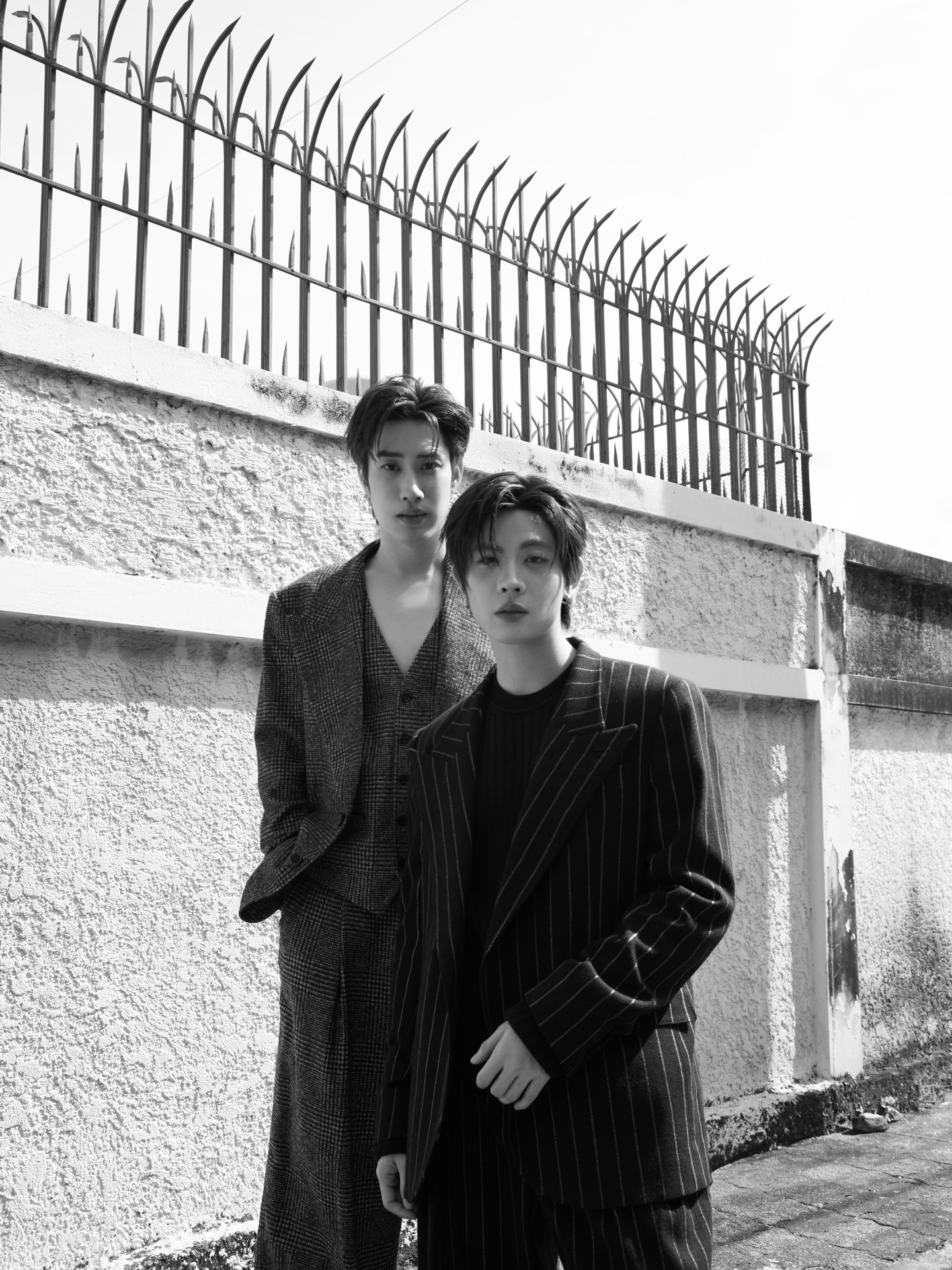 เฟิร์ส - วรรณกร เรืองรัตน์