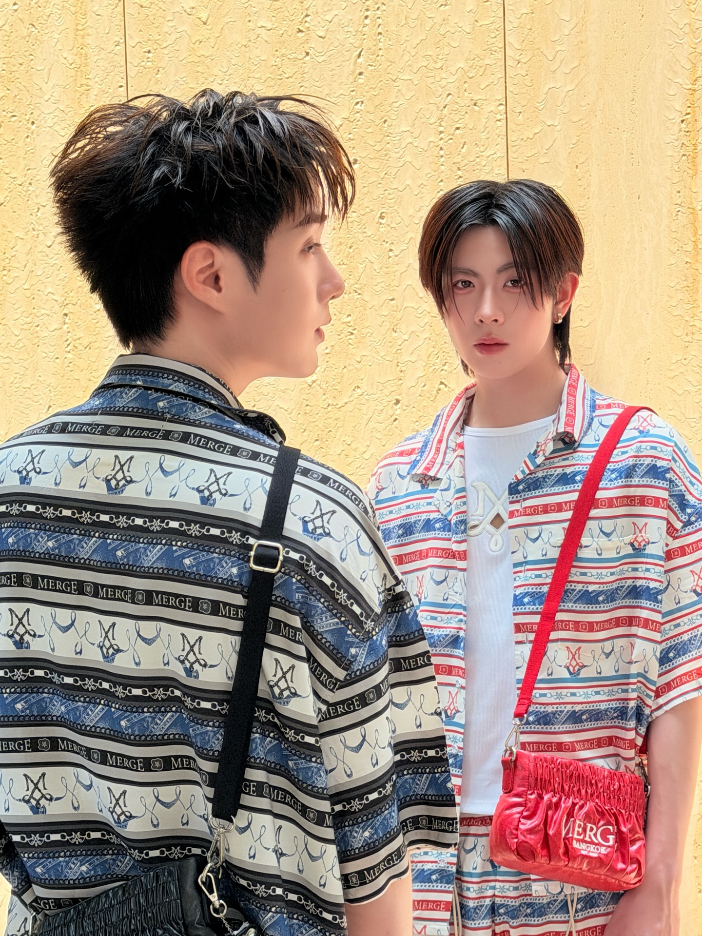 เฟิร์ส - วรรณกร เรืองรัตน์