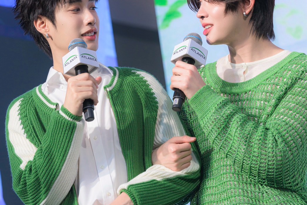 เฟิร์ส - วรรณกร เรืองรัตน์