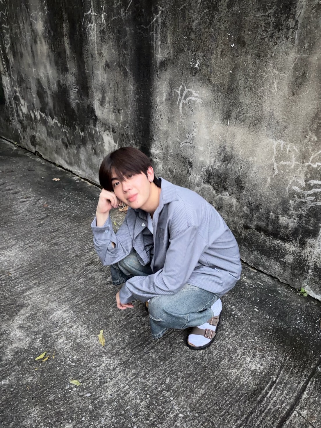 เฟิร์ส - วรรณกร เรืองรัตน์